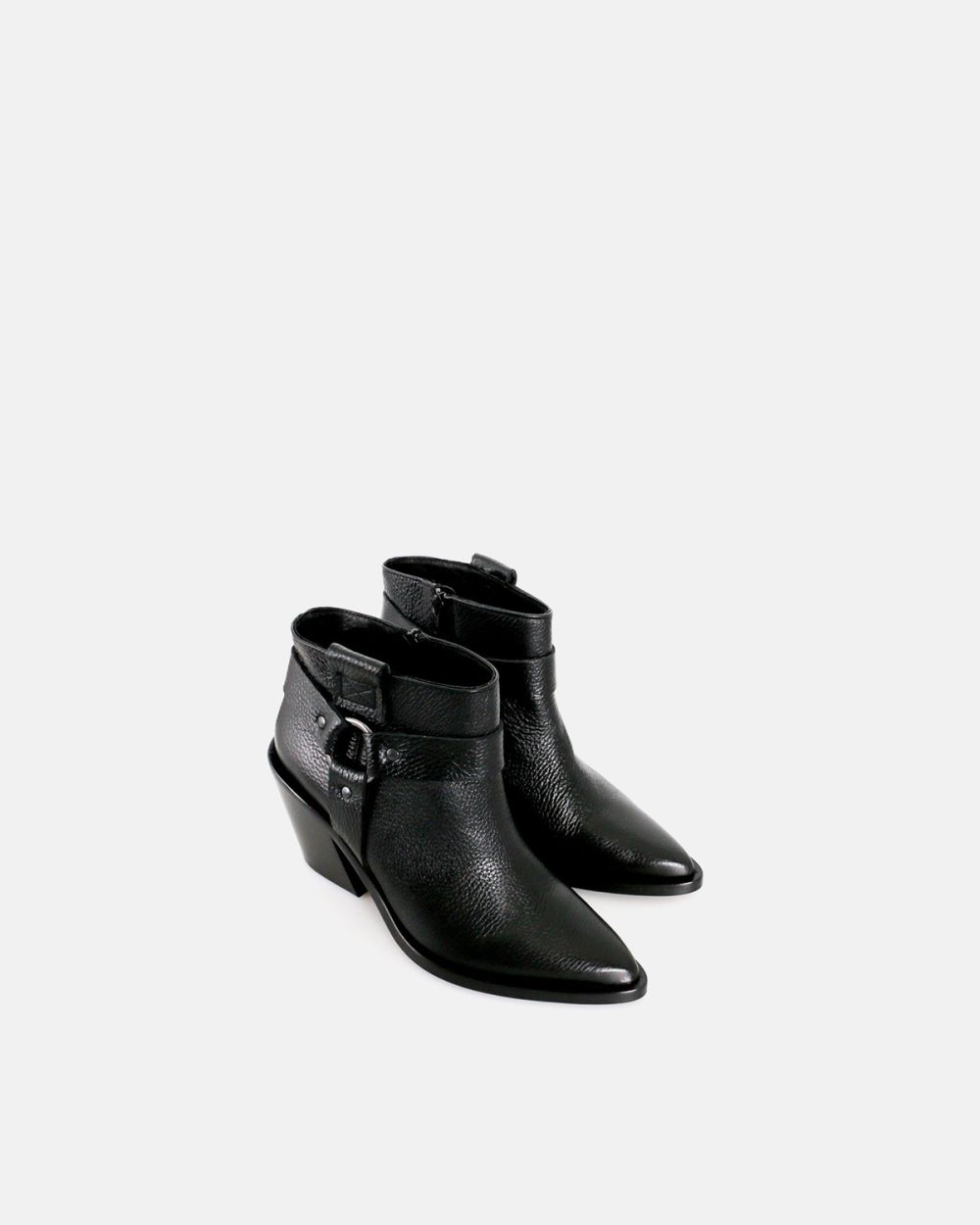 Cabbage Leather Low Boot With Ring