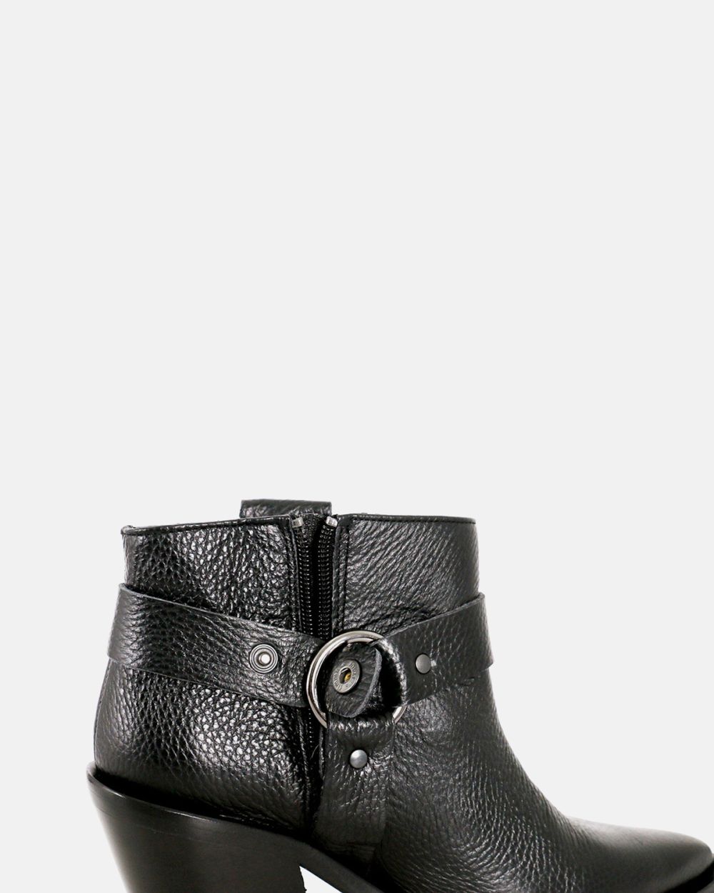 Cabbage Leather Low Boot With Ring