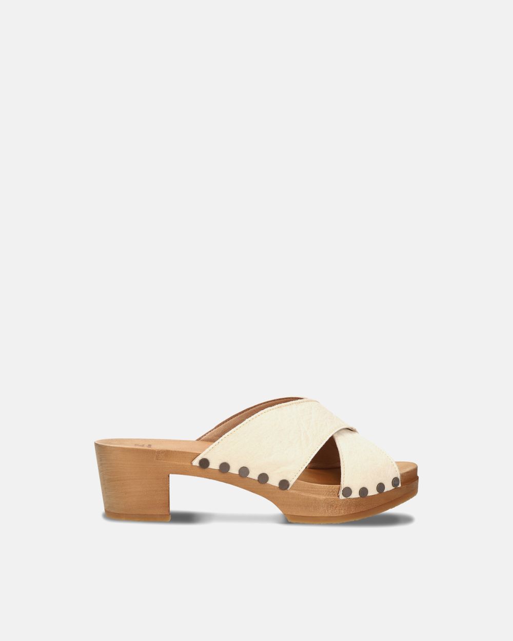 Daphne Piñatex Vegan heel Criss-Cross Sandals