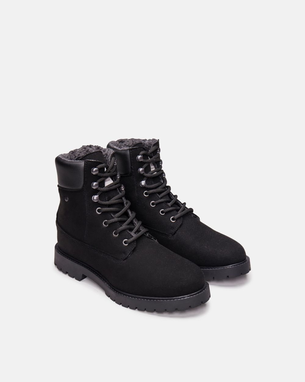 Gadea Black vegan mountain warm boot