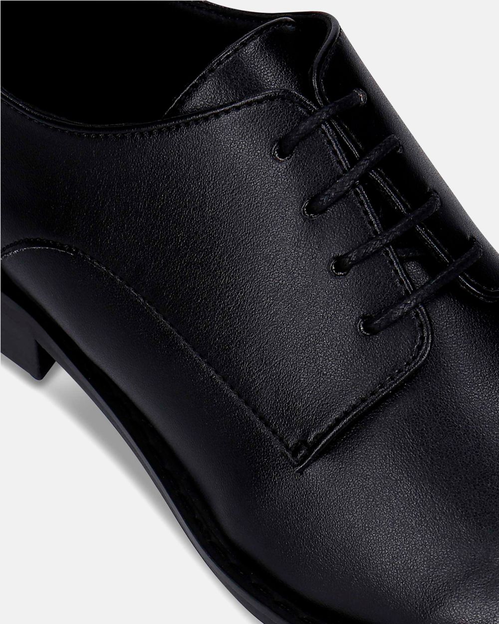 Obe Black vegan derby shoes flat