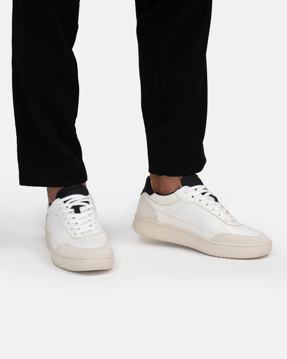 THE HEDONIST SNEAKERS - White Grey Black